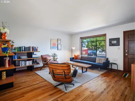 3836 Ne Emerson Street Portland OR 97211