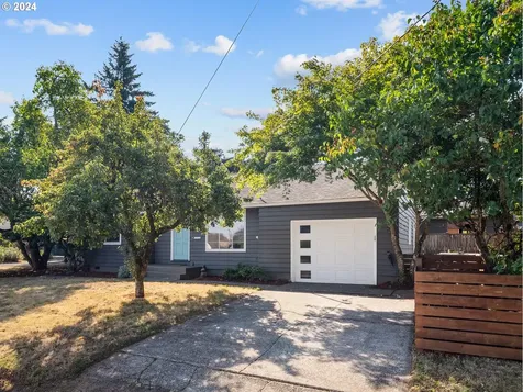 3836 Ne Emerson Street Portland OR 97211