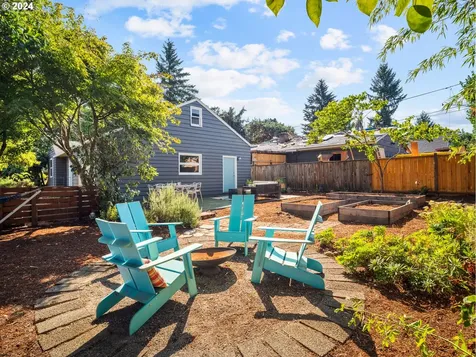 3836 Ne Emerson Street Portland OR 97211