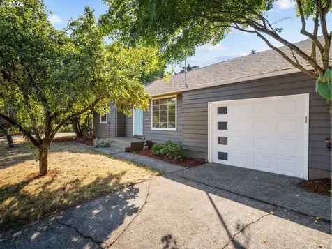 3836 Ne Emerson Street Portland OR 97211