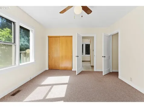 1214 Garrison Street The Dalles OR 97058