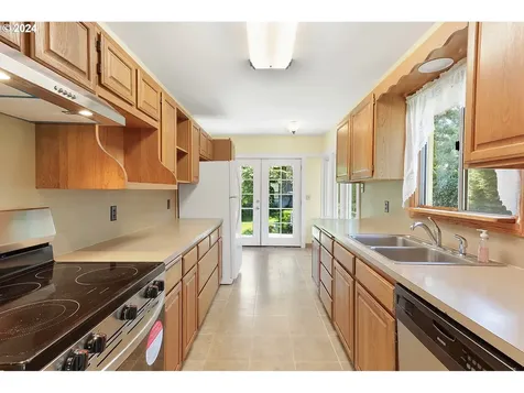 1214 Garrison Street The Dalles OR 97058