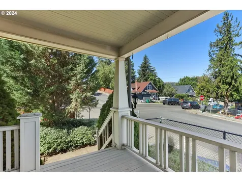 1214 Garrison Street The Dalles OR 97058