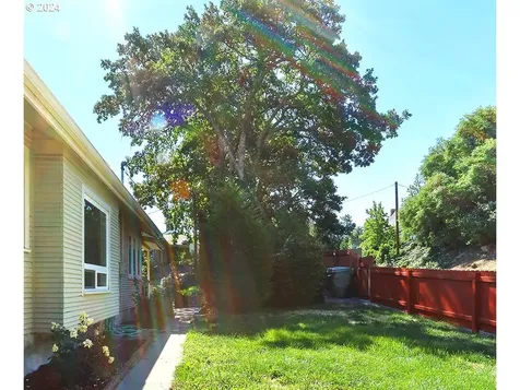 1214 Garrison Street The Dalles OR 97058