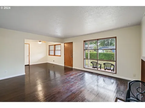 10112 N Buchanan Avenue Portland OR 97203