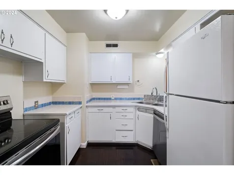 10112 N Buchanan Avenue Portland OR 97203