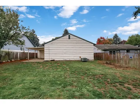 10112 N Buchanan Avenue Portland OR 97203