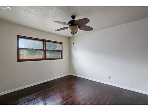10112 N Buchanan Avenue Portland OR 97203