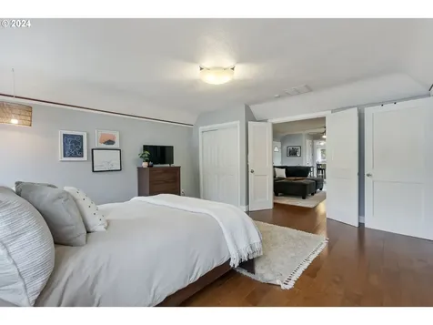 13519 Se Harrison Court Portland OR 97233