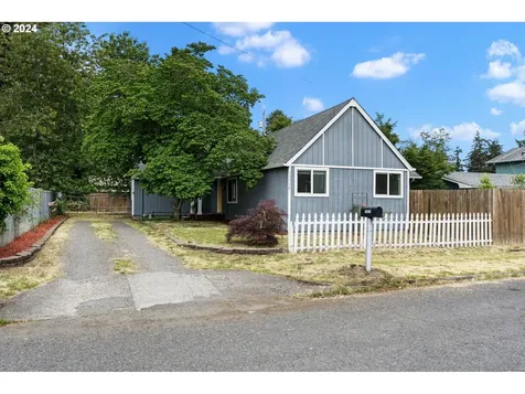 13519 Se Harrison Court Portland OR 97233