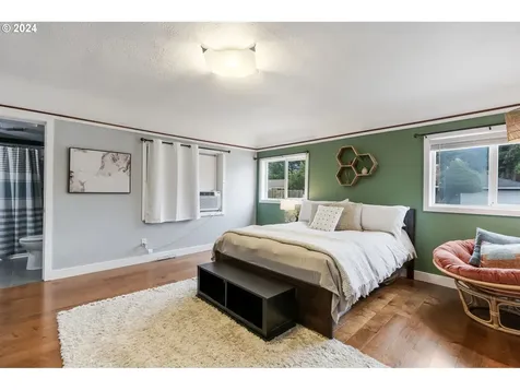 13519 Se Harrison Court Portland OR 97233