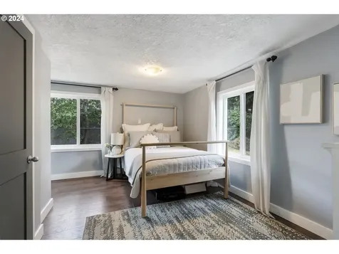 13519 Se Harrison Court Portland OR 97233