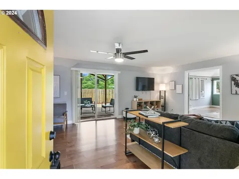 13519 Se Harrison Court Portland OR 97233