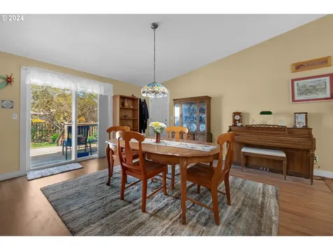 89659 Sea Breeze Drive Warrenton OR 97146