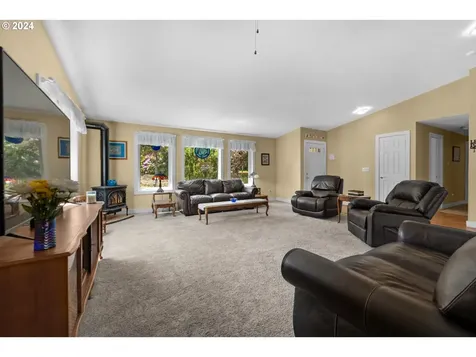 89659 Sea Breeze Drive Warrenton OR 97146
