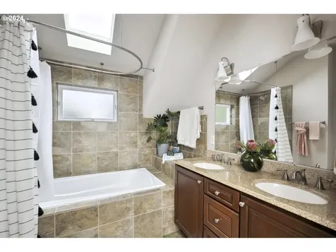 3826 Ne 34th Avenue Portland OR 97212