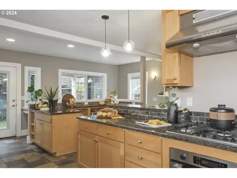 3826 Ne 34th Avenue Portland OR 97212