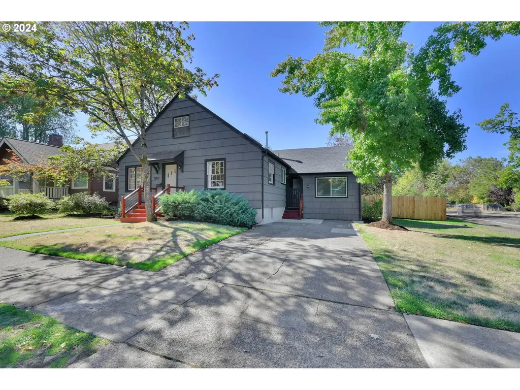 1802 Lawrence Street Eugene OR 97401