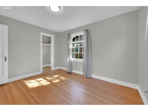 1802 Lawrence Street Eugene OR 97401
