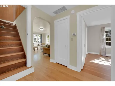 1802 Lawrence Street Eugene OR 97401