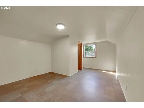 1802 Lawrence Street Eugene OR 97401