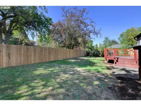 1802 Lawrence Street Eugene OR 97401