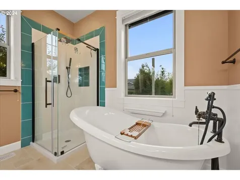 38410 SE Hidden Falls Road Washougal WA 98671