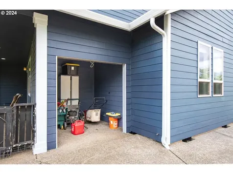 38410 SE Hidden Falls Road Washougal WA 98671