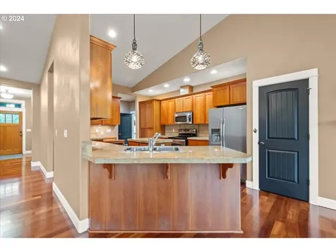 38410 SE Hidden Falls Road Washougal WA 98671