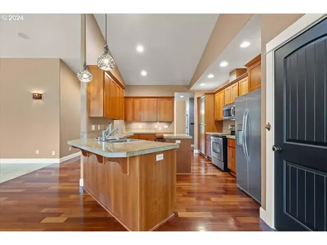 38410 SE Hidden Falls Road Washougal WA 98671