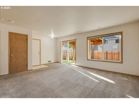 1419 N Parkside Court Newberg OR 97132