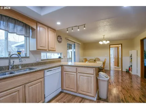 81767 Bird Haven Lane Umatilla OR 97882
