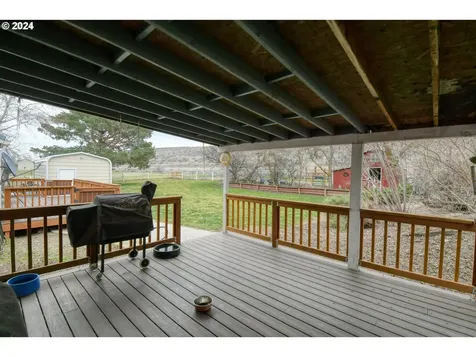 81767 Bird Haven Lane Umatilla OR 97882