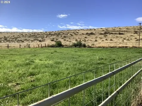 81767 Bird Haven Lane Umatilla OR 97882