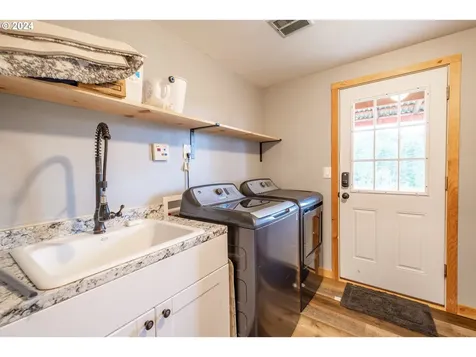 1116 Turbyne Road Sweet Home OR 97386