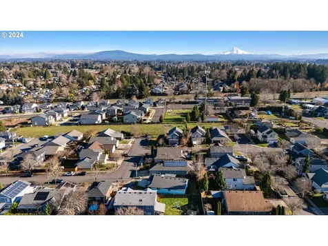 2699 SE Paropa Avenue Gresham OR 97080