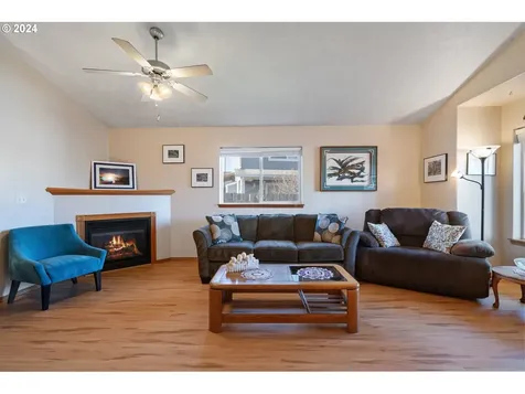 2699 SE Paropa Avenue Gresham OR 97080
