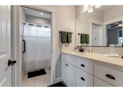 3695 NE Joel Street Mcminnville OR 97128