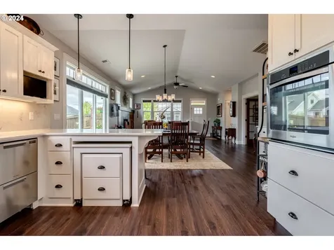 3695 NE Joel Street Mcminnville OR 97128