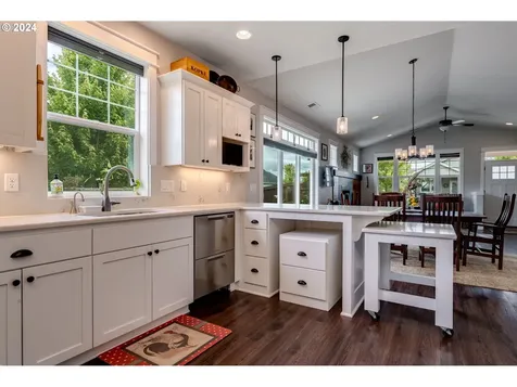3695 NE Joel Street Mcminnville OR 97128
