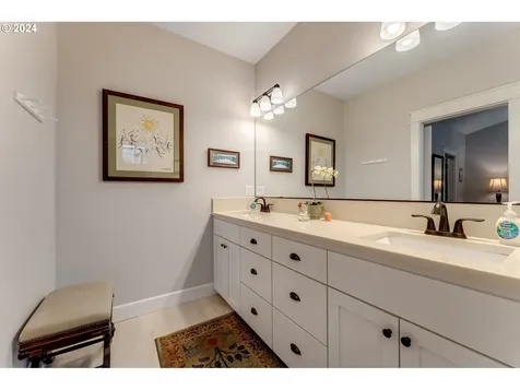 3695 NE Joel Street Mcminnville OR 97128
