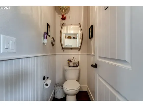 3695 NE Joel Street Mcminnville OR 97128