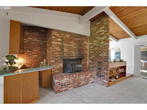 10634 SW 62nd Drive Portland OR 97219