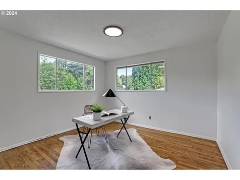 10634 SW 62nd Drive Portland OR 97219