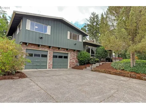 10634 SW 62nd Drive Portland OR 97219