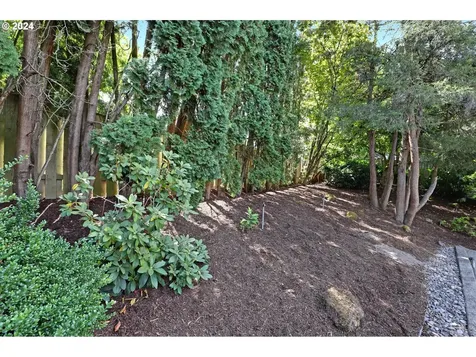 10634 SW 62nd Drive Portland OR 97219