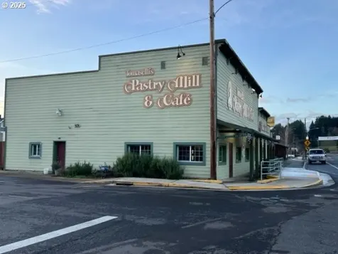 14836 State Highway 38 Elkton OR 97436