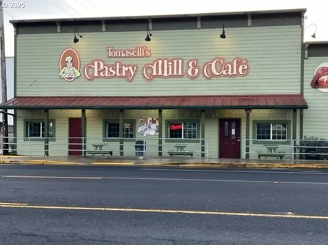 14836 State Highway 38 Elkton OR 97436