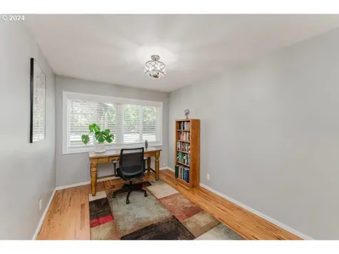 433 W Berdine Street Roseburg OR 97471