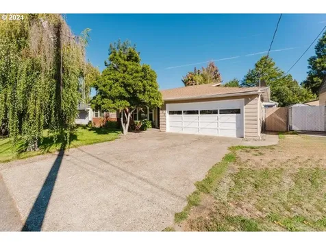 433 W Berdine Street Roseburg OR 97471